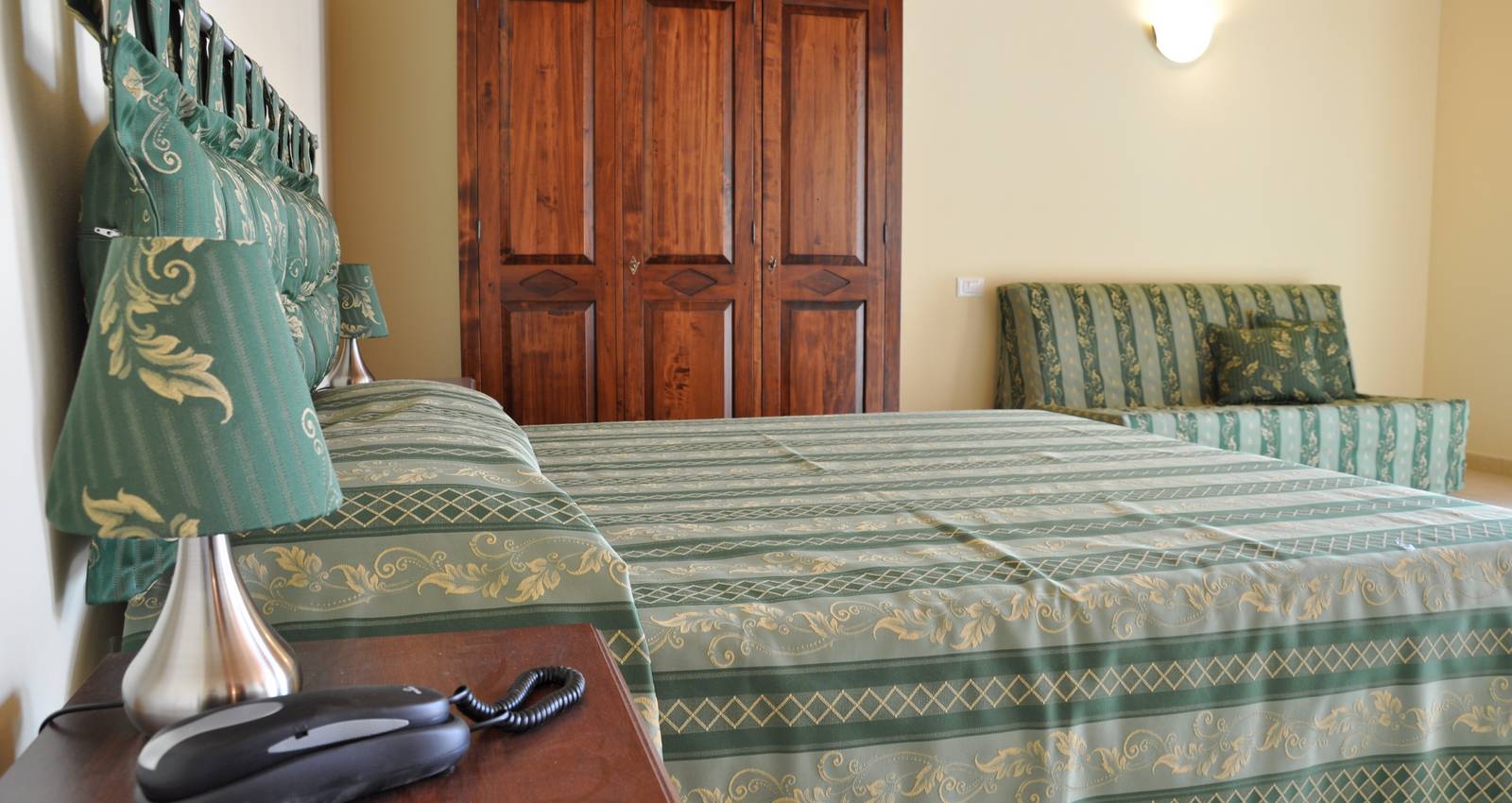 Enjoy Holiday | Standard Quadruple Room