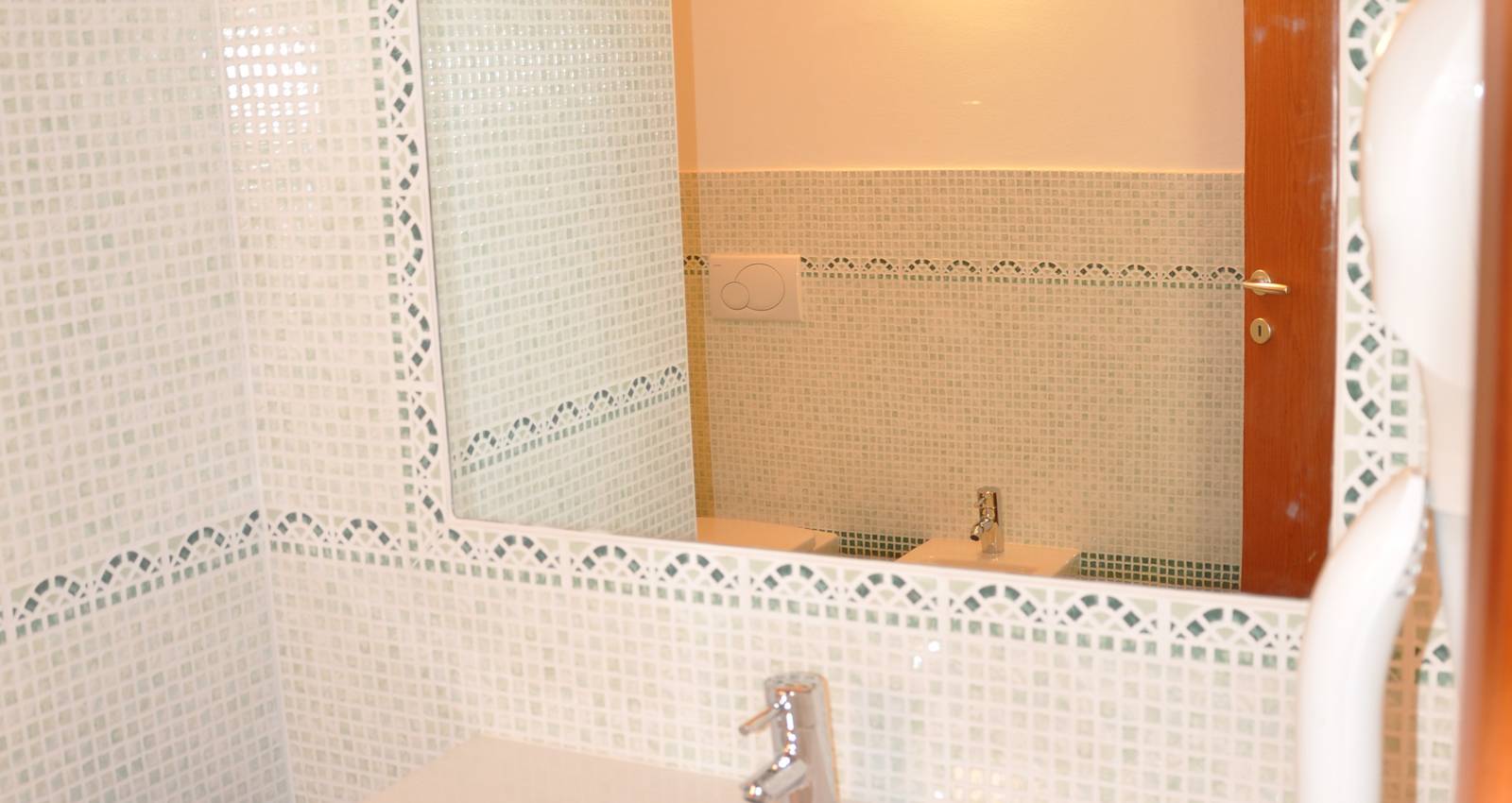 Enjoy Holiday | Standard Quadruple Room