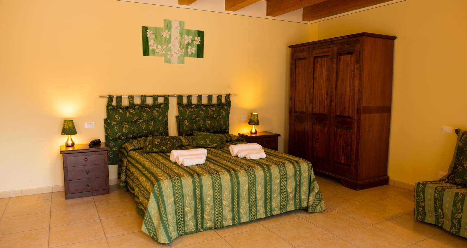 Enjoy Holiday | Standard Quadruple Room