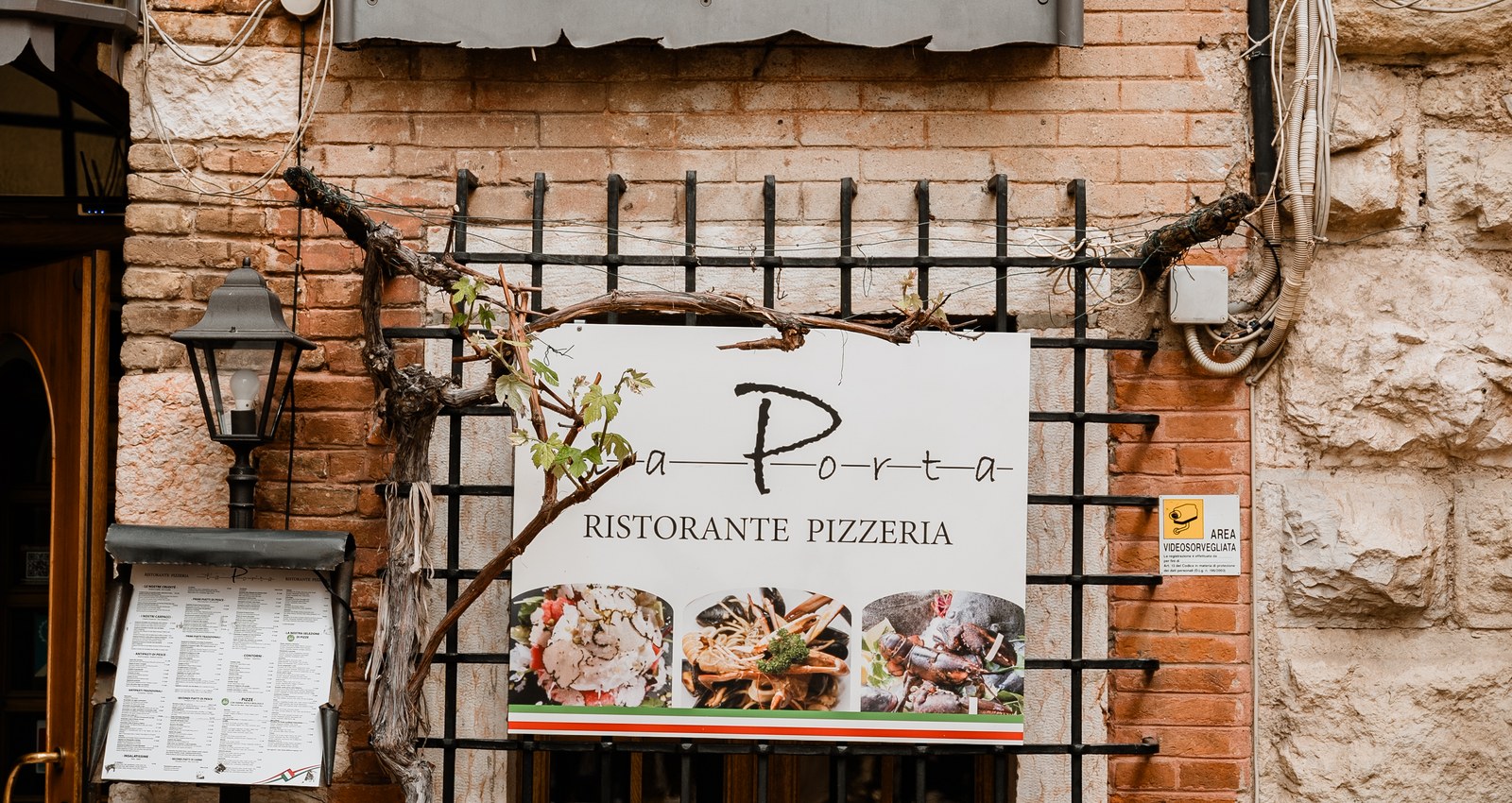 Enjoy Holiday | Restaurants