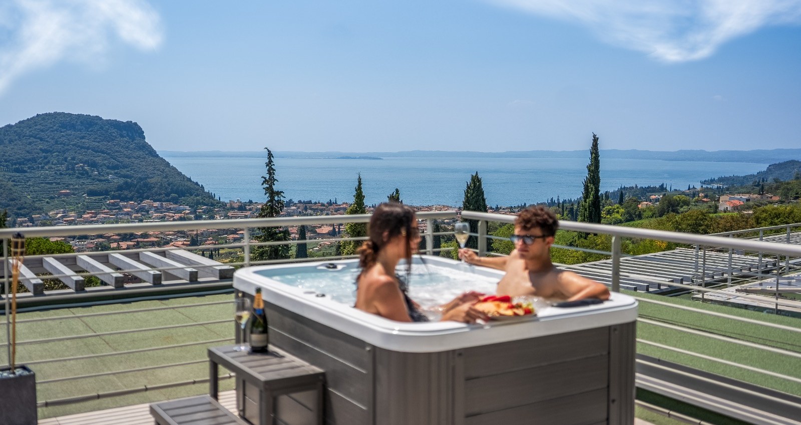 Enjoy Holiday | Deluxe Lodge