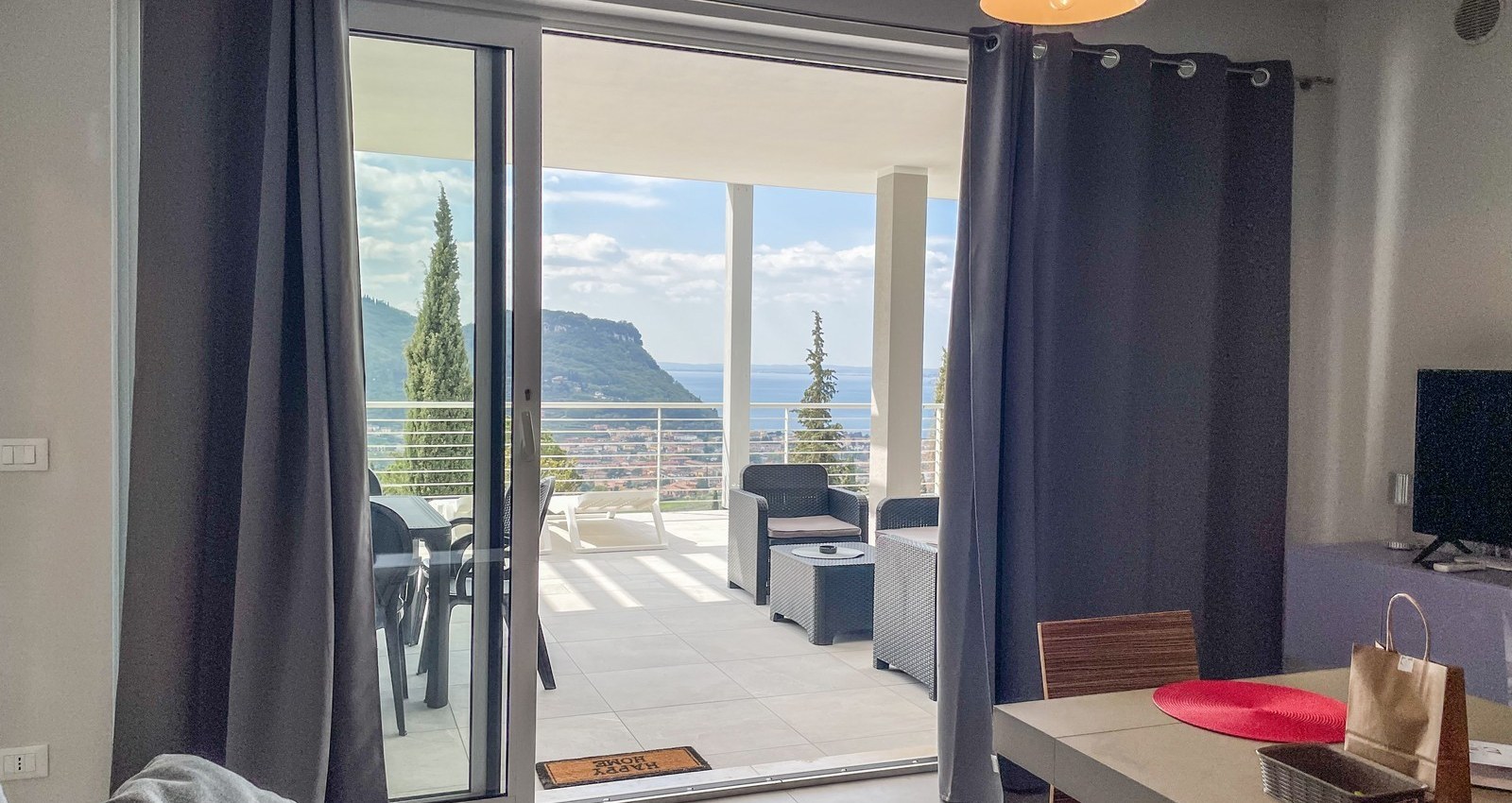 Enjoy Holiday | Deluxe Lodge