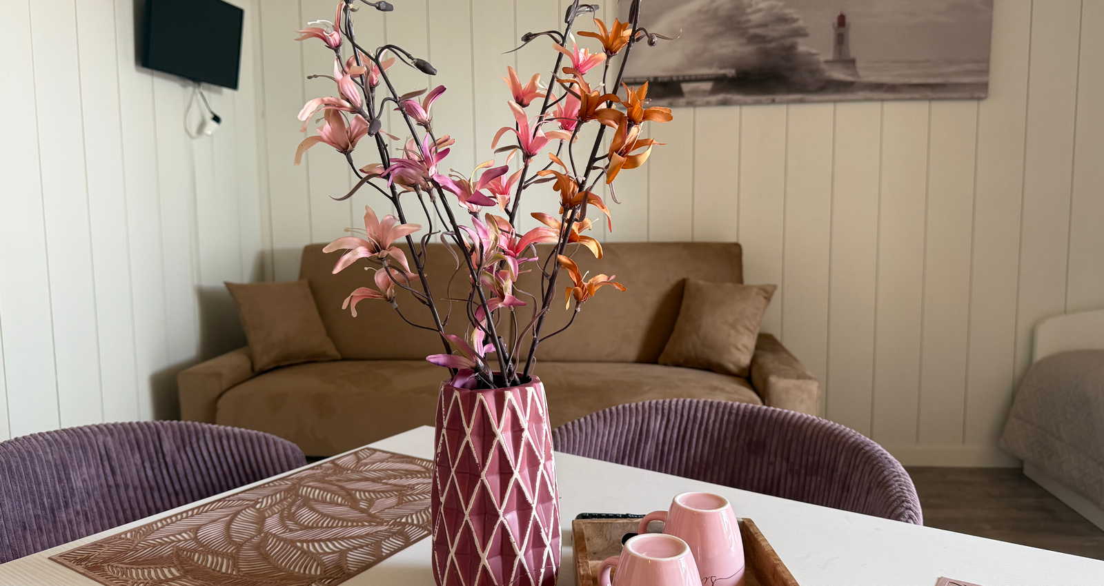 Enjoy Holiday | 1-Bedroom Apartment with Terrace
