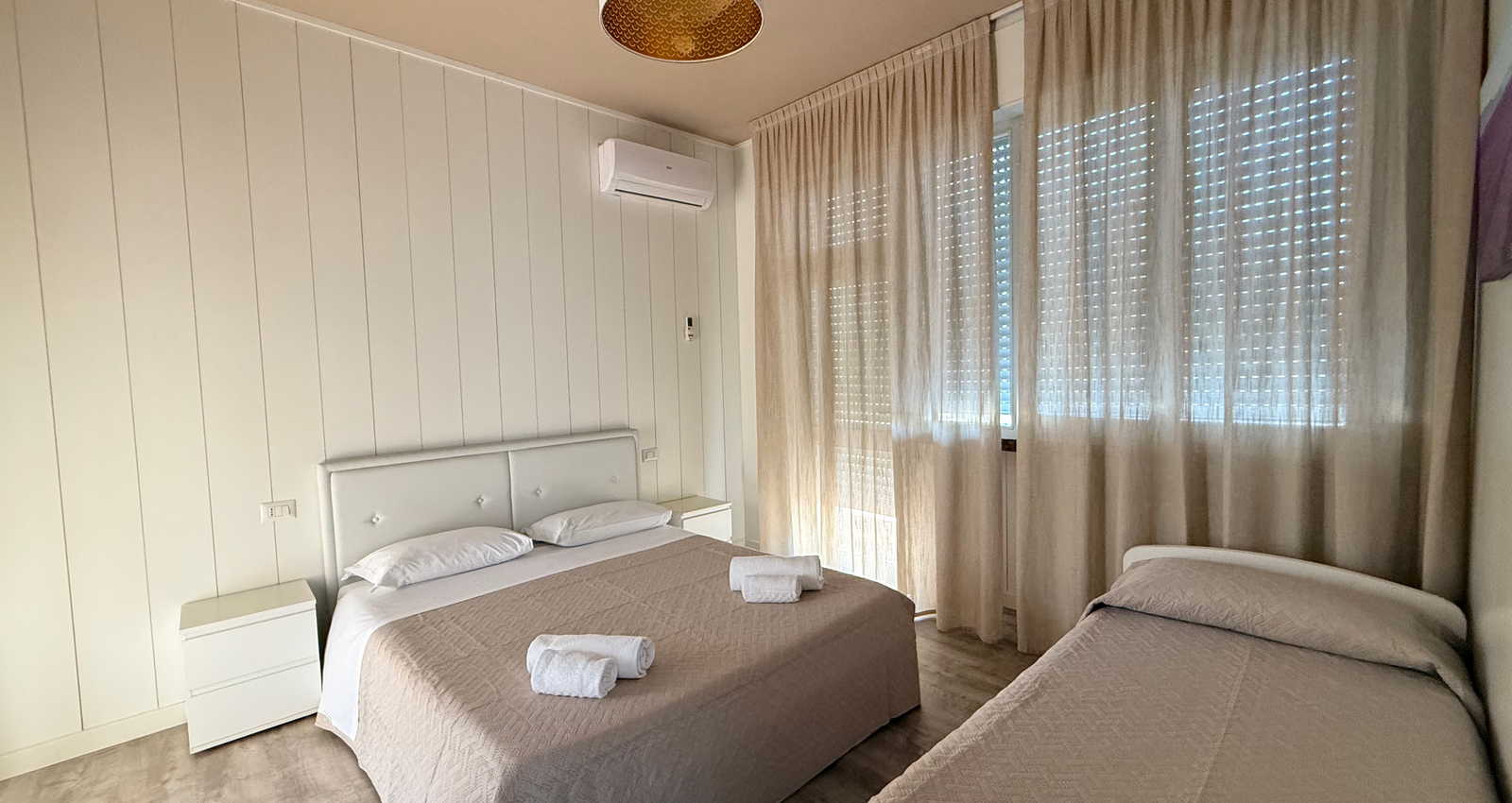 Enjoy Holiday | 1-Bedroom Apartment