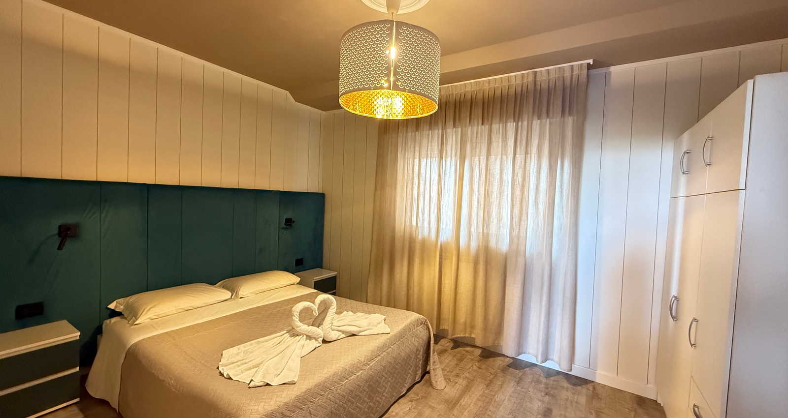 Enjoy Holiday | 2-Bedroom Apartment