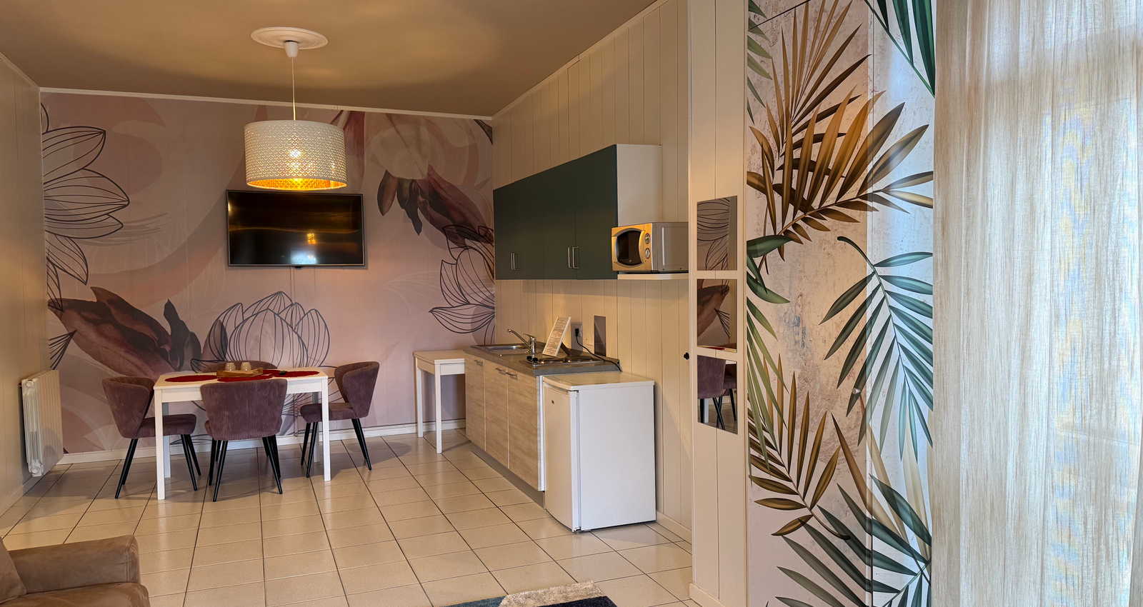 Enjoy Holiday | 2-Bedroom Apartment
