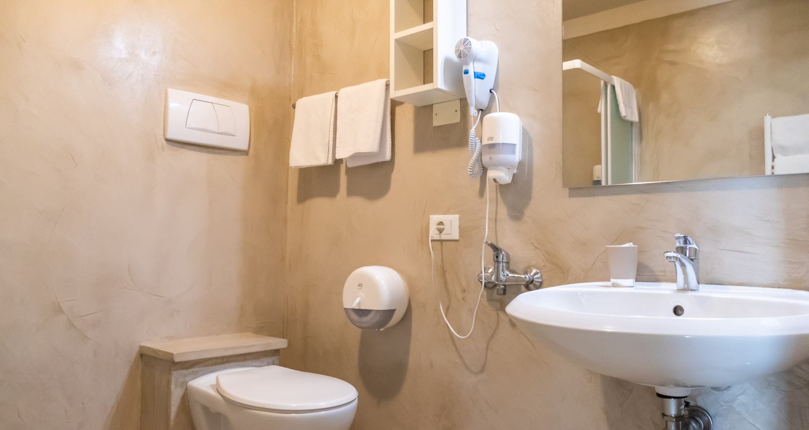Enjoy Holiday | Small Double Room