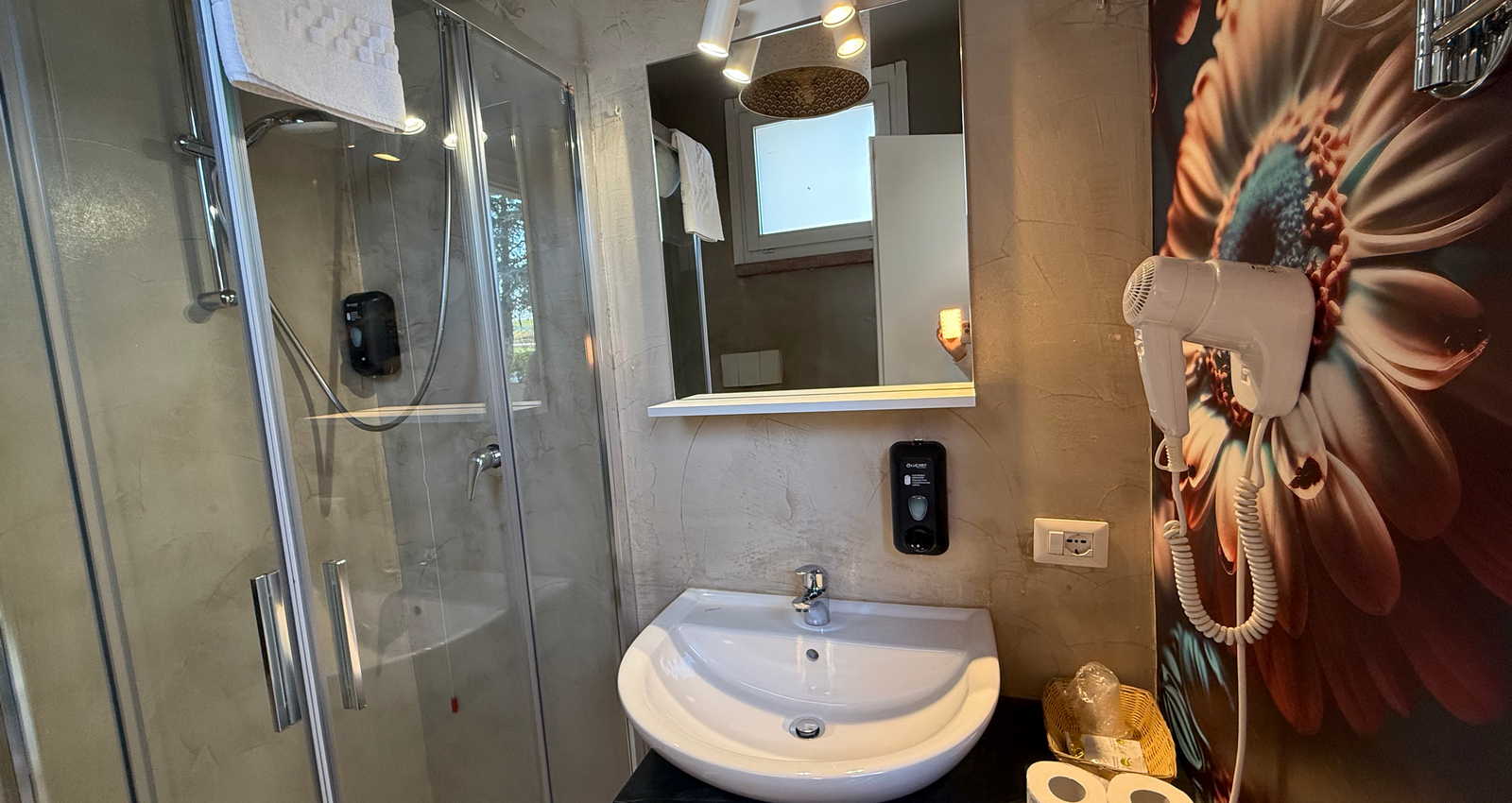 Enjoy Holiday | Studio Apartment