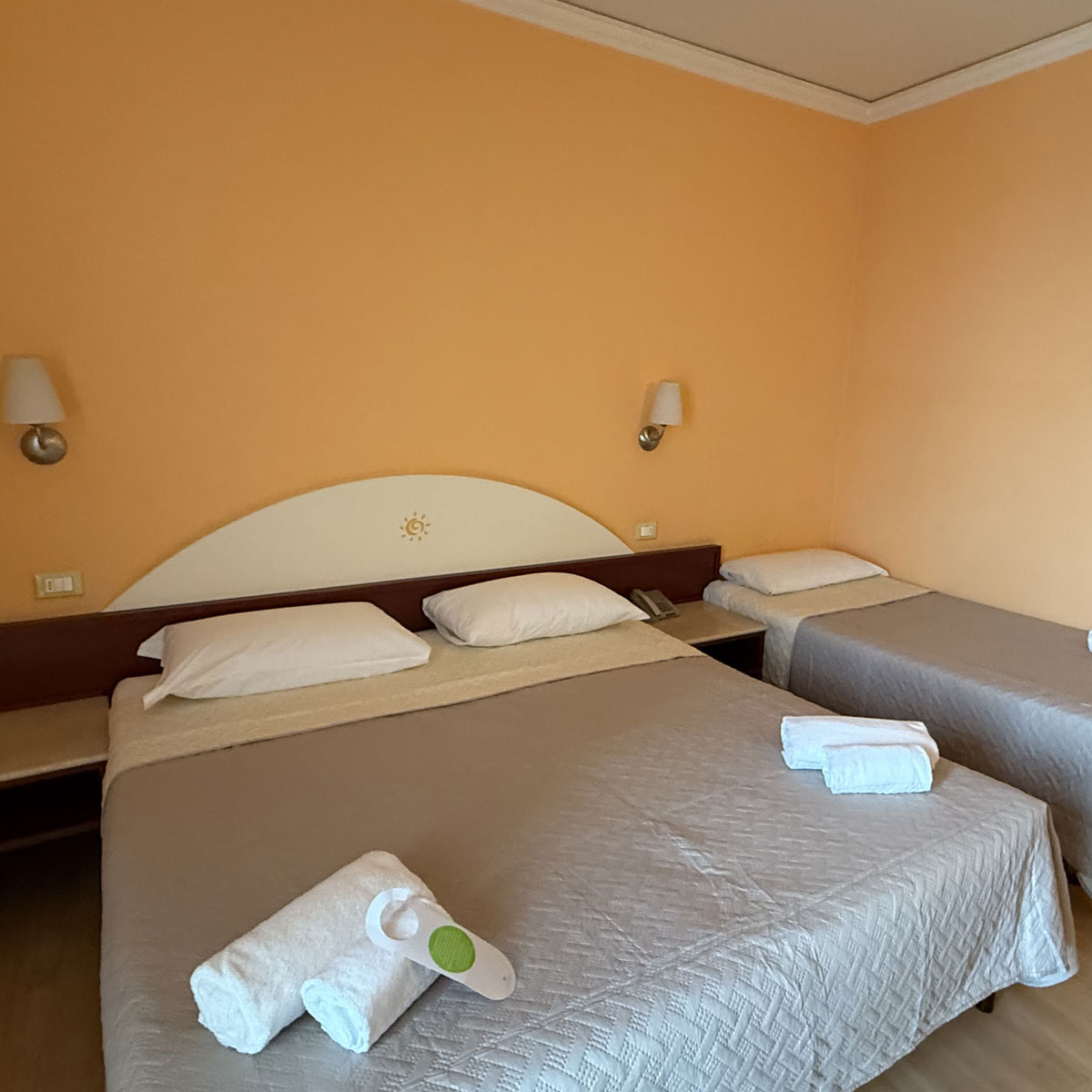 Hotel al Sole - Camera Tripla - Bagno privato, aria condizionata e wi-fi