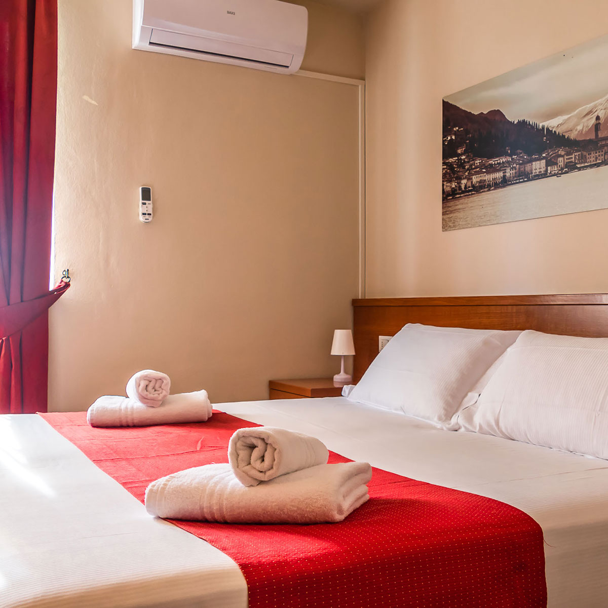 Hotel Venezia Park - Small Double Room - private bathroom, air conditioning, wi-fi