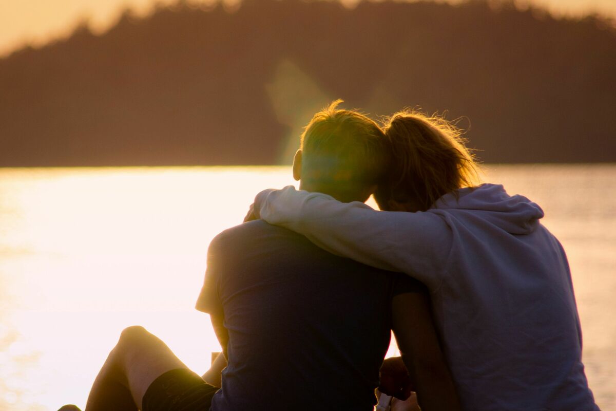 ROMANTIC ESCAPE