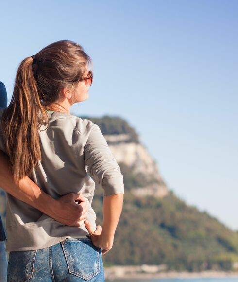 ROMANTIC ESCAPE
